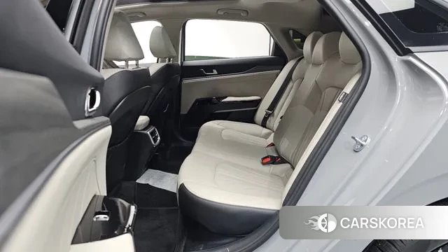 Kia The New K5 Hybrid 3rd generation 2024 Серебристо-серый из Кореи, фото 3