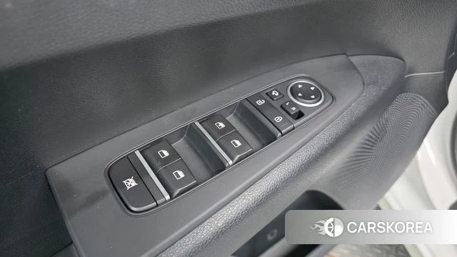 Kia The New K3 2nd generation 2024 Белый из Кореи, фото 3