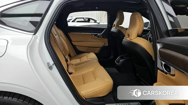 Volvo S90 2023 Белый из Кореи, фото 3