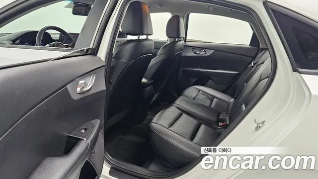 Kia The New K3 2nd generation id 2677043 из Кореи 3