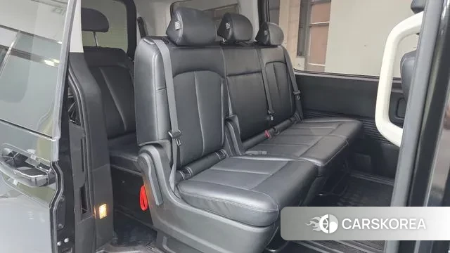 Hyundai Staria 2022 Черный из Кореи, фото 3