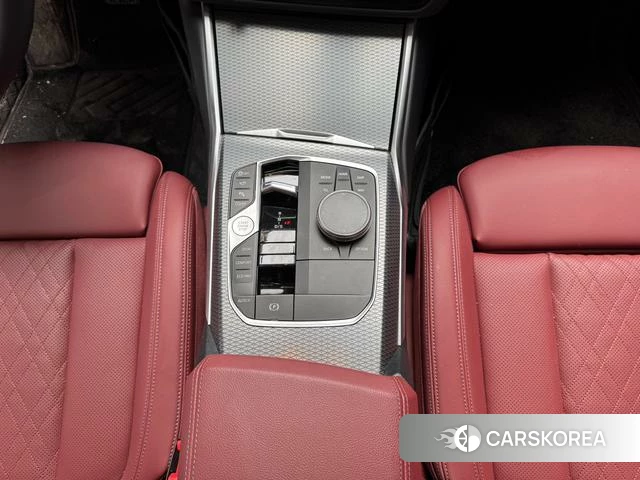 BMW 3 series 2023 Белый из Китая, фото 3