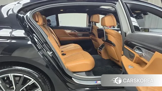 BMW 7 Series (G11) 2019 Черный из Кореи, фото 3
