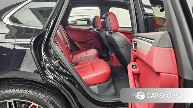 Porsche Macan 2023 Черный из Кореи, фото 3