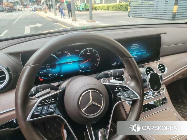 Mercedes-Benz E-class 2021 Черный из Китая, фото 3