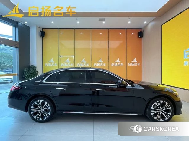Mercedes-Benz E-class id 3896306 из Китая 3