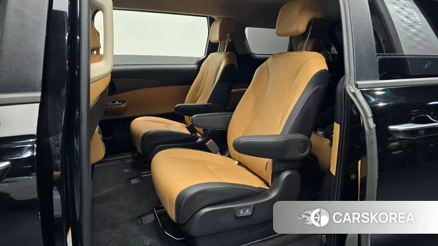 Kia Carnival 4th generation 2022 Черный из Кореи, фото 3