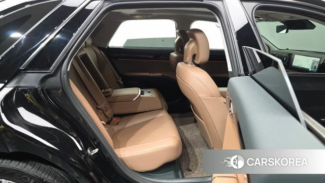 Hyundai Grandeur Hybrid (GN7) 2023 Черный из Кореи, фото 3