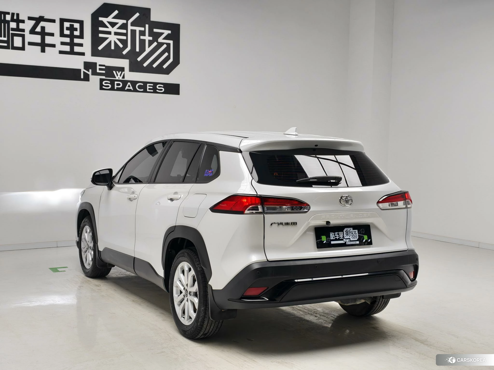Toyota Fenglanda 2023 Белый из Китая, фото 3