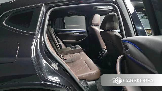 BMW X4 (G02) 2021 Черный из Кореи, фото 3