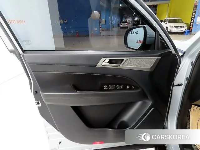 Ssangyong Rexton Sports 2018 Серебристо-серый из Кореи, фото 3