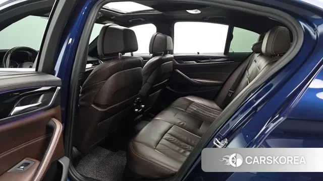 BMW 5 Series (G30) 2018 Синий из Кореи, фото 3