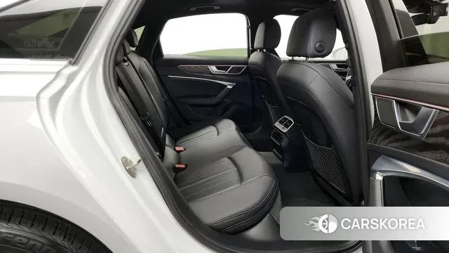 Audi A6 (C8) 2021 Белый из Кореи, фото 3