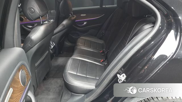 Mercedes-Benz E-Class W213 2022 Черный из Кореи, фото 3