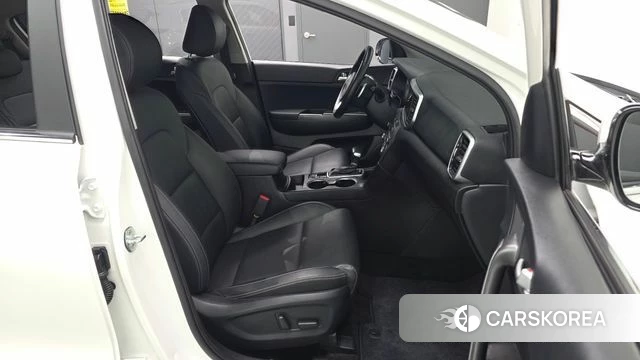 Kia Sportage The Bold 2021 Белый из Кореи, фото 3