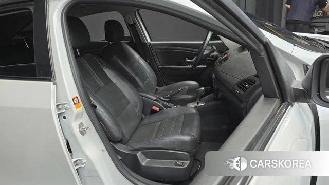 Renault Korea (Samsung) SM3 Z.E. 2019 Белый из Кореи, фото 3