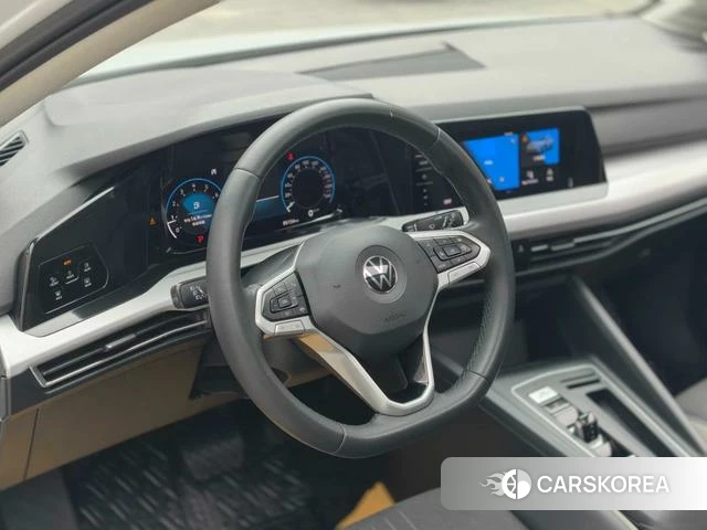 Volkswagen Golf 2022 Белый из Китая, фото 3