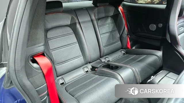 Mercedes-Benz C-Class W205 2018 Серебряный из Кореи, фото 3