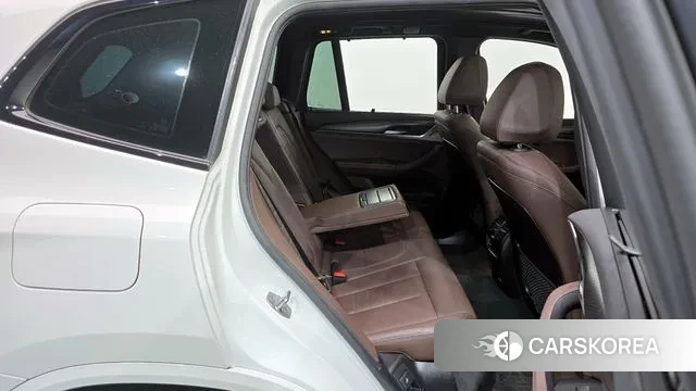 BMW X3 (G01) 2023 Белый из Кореи, фото 3