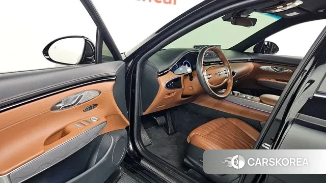 Genesis GV70 2022 Черный из Кореи, фото 3