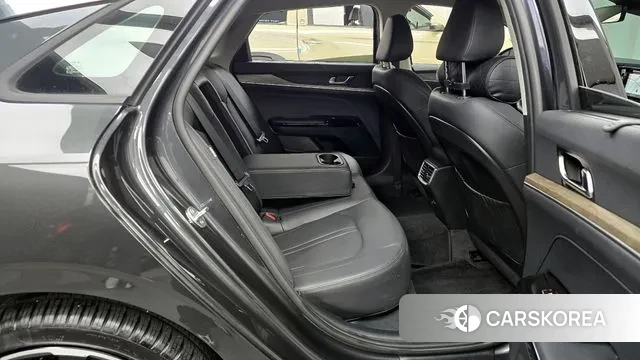 Kia K5 3rd generation 2023 Серый из Кореи, фото 3