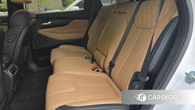 Hyundai The New Santa Fe 2023 Белый из Кореи, фото 3