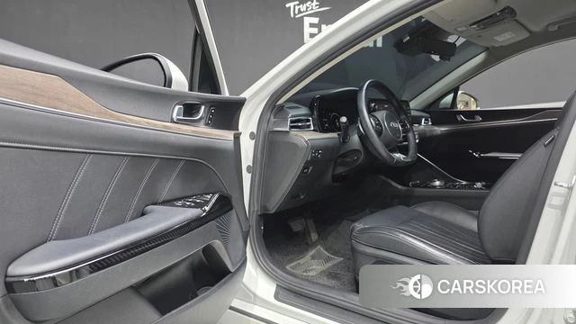 Kia K5 3rd generation 2021 Белый из Кореи, фото 3