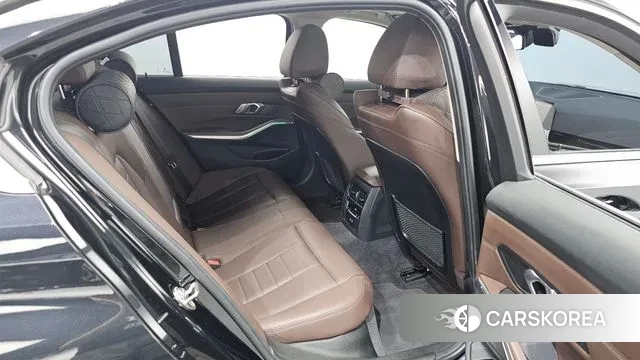 BMW 3 Series (G20) 2022 Черный из Кореи, фото 3