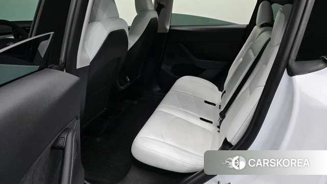 Tesla Model Y 2024 Белый из Кореи, фото 3