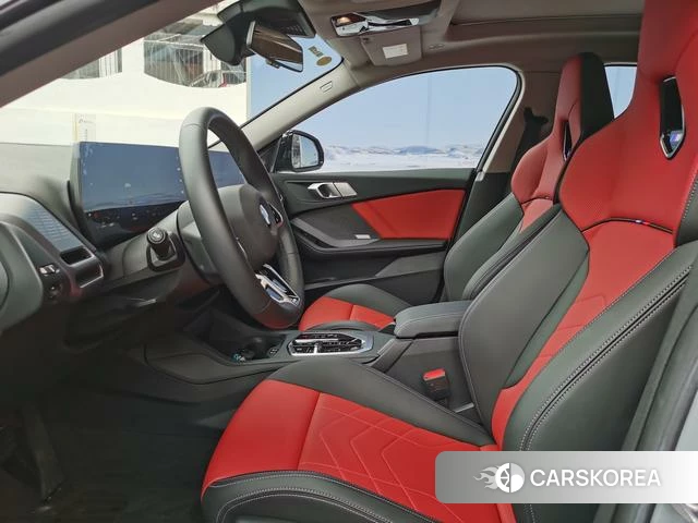 BMW 2 series 2025 Серебристо-серый из Китая, фото 3