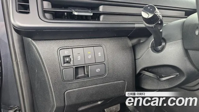 Hyundai Staria 2021 Серый из Кореи, фото 3