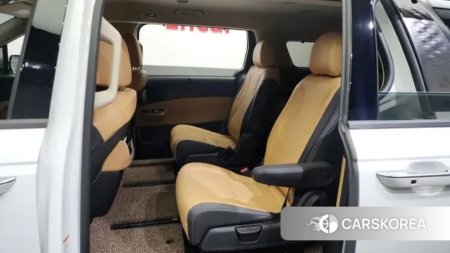 Kia Carnival 4th generation 2022 Белый из Кореи, фото 3