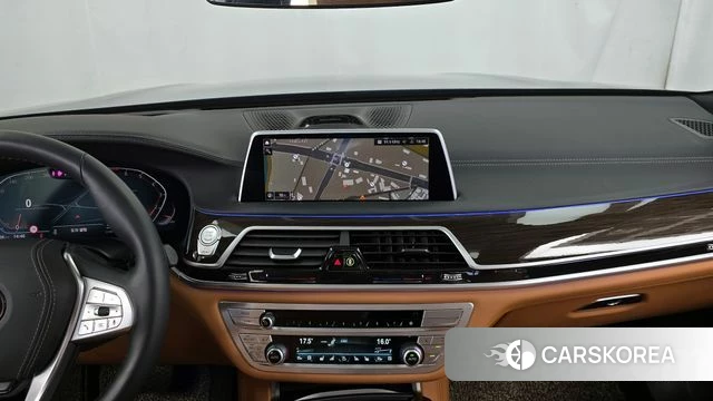 BMW 7 Series (G11) 2022 Черный из Кореи, фото 3