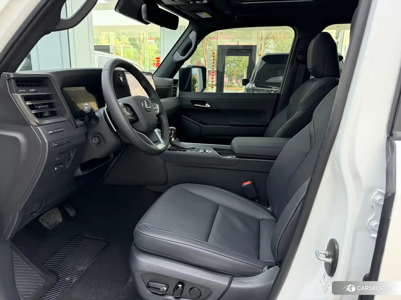 Lexus GX 2025 Белый из Китая, фото 3