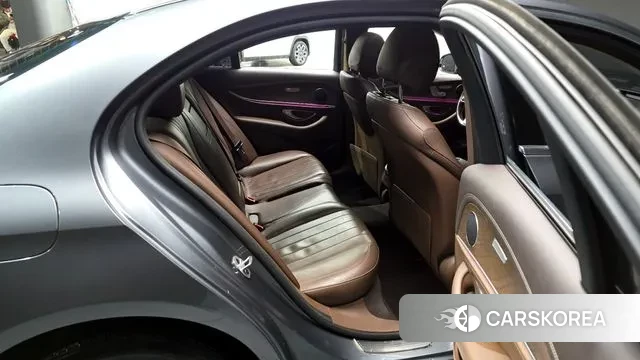 Mercedes-Benz E-Class W213 2019 Серый из Кореи, фото 3