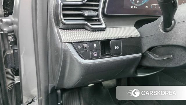 Kia Sportage 5th Generation Hybrid 2023 Серебристо-серый из Кореи, фото 3