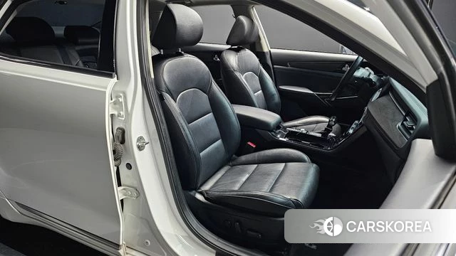 Kia K7 Premier 2020 Белый из Кореи, фото 3
