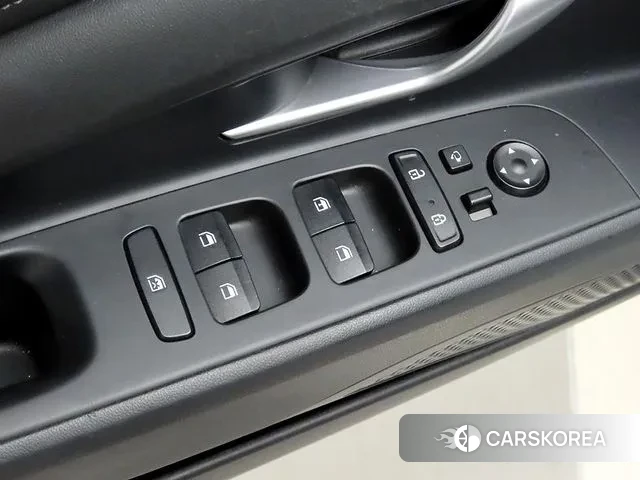 Hyundai Avante Hybrid (CN7) 2022 Белый из Кореи, фото 3