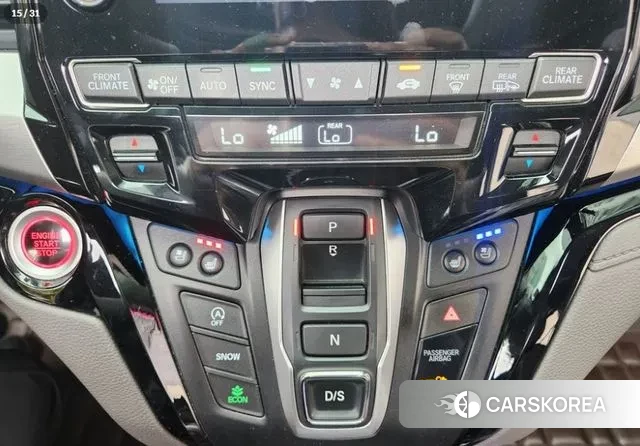 Honda Odyssey 2018 Серебристо-серый из Кореи, фото 3