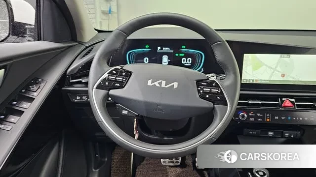 Kia Di Ol Nu Niro 2025 Белый из Кореи, фото 3