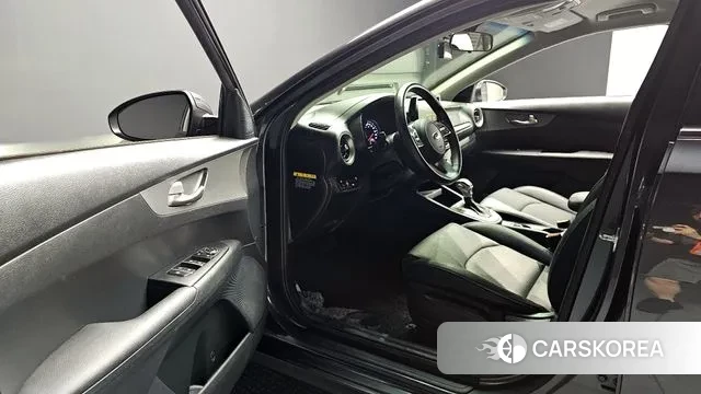 Kia Come New K3 2021 Серый из Кореи, фото 3