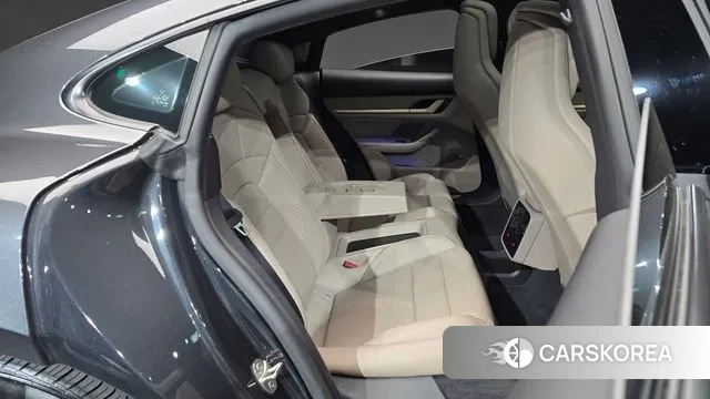 Porsche Taycan 2022 Серый из Кореи, фото 3