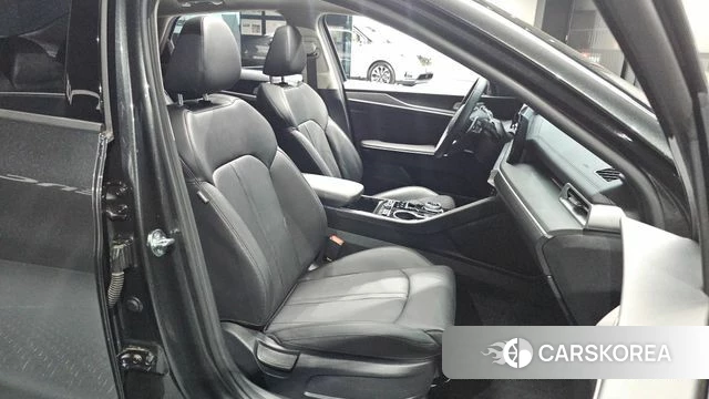 Kia K5 3rd generation 2023 Серый из Кореи, фото 3