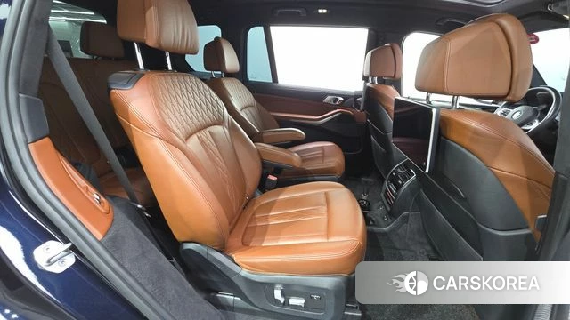 BMW X7 (G07) 2021 Черный из Кореи, фото 3
