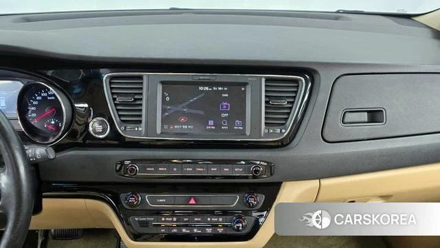 Kia The New Carnival 2018 Белый из Кореи, фото 3
