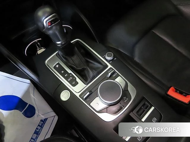 Audi New A3 2018 Черный из Кореи, фото 3