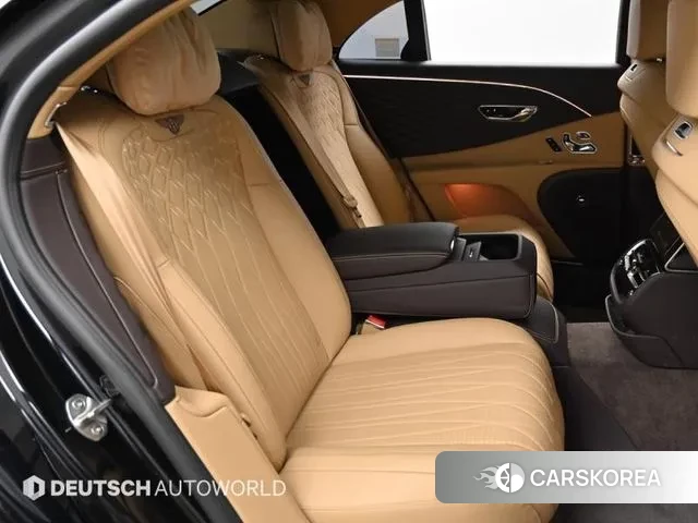 Bentley Flying Spur 3rd Generation 2023 Черный из Кореи, фото 3