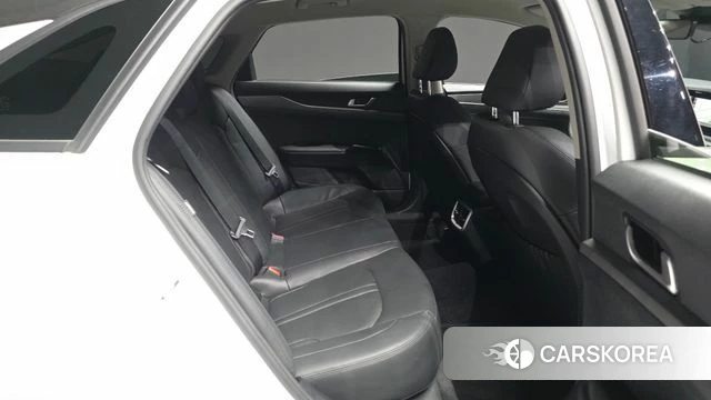 Kia K5 3rd generation 2023 Белый из Кореи, фото 3