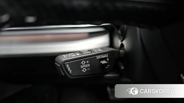 Audi Q8 (4M) 2022 Белый из Кореи, фото 3