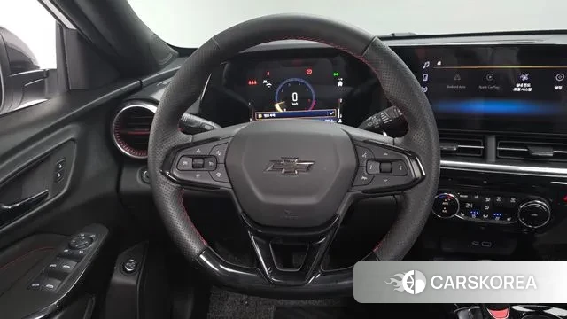 Chevrolet (GM Daewoo) Trax Crossover 2023 Белый из Кореи, фото 3